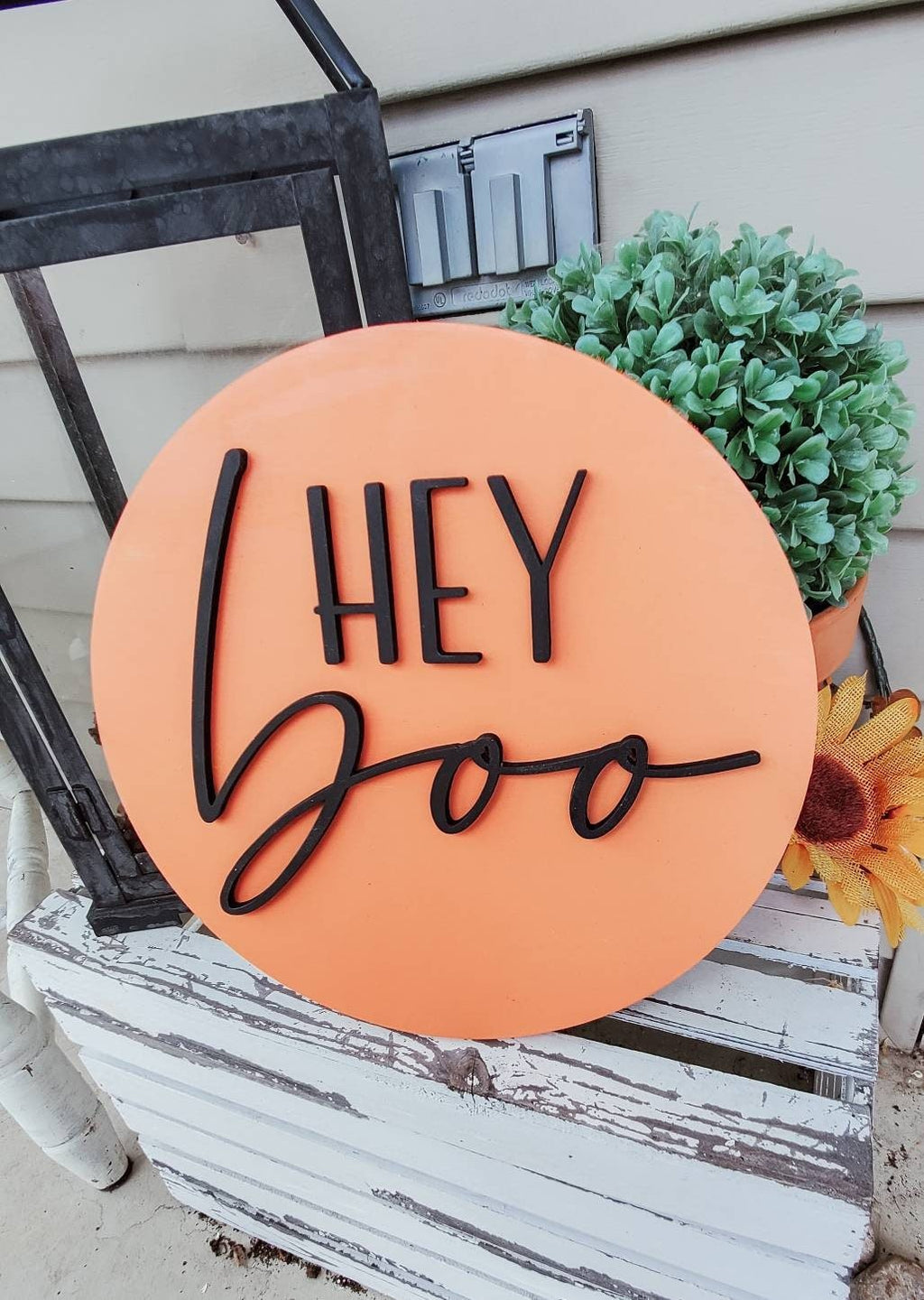 Hey Boo Halloween 3D Circle Wood Sign/ Fall Decor/ halloween Sign/ Fall Wood Sign/ Front Porch Sign/ Front Door Sign/ Halloween decor - Pearline Design Co