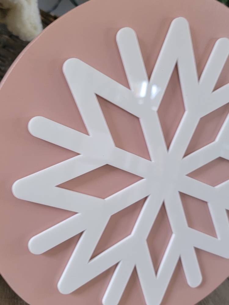 Snowflake Wood Sign/ Christmas Decor/ Christmas Sign/ Fall Wood Sign/ Front Porch Sign/ Kids Christmas Sign/ Kids Christmas decor - Pearline Design Co